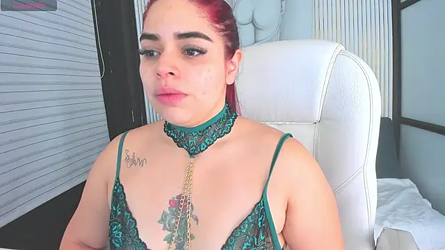 Snapshot of sunnypaytton chatting on March 8, 1:37 pm sunnypaytton online show from March 8, 1:37 pm