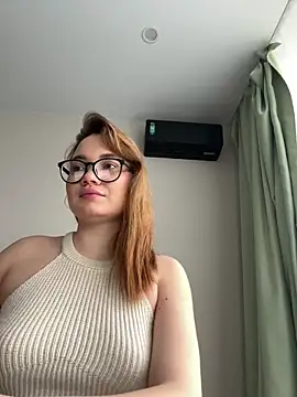 Snapshot of KittyMarry chatting on March 24, 10:09 am KittyMarry online show from March 24, 10:09 am