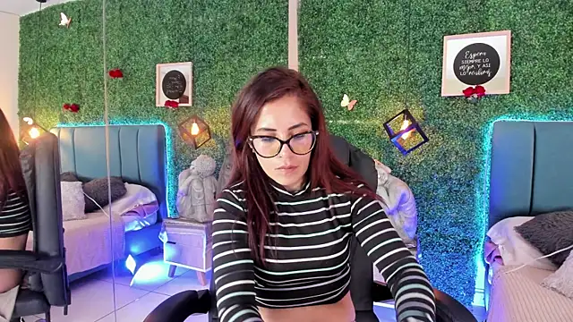 Linagh  online show from April 4, 11:29 am