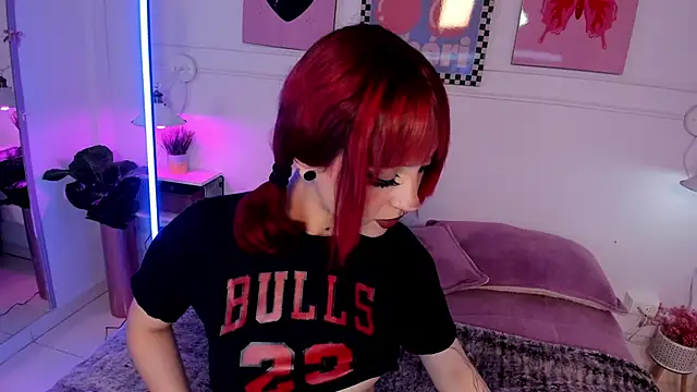 Zoe Lynch  online show from February 9, 11:36 am