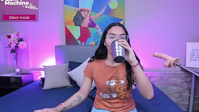 lucyy liiuu online show from October 6, 1:41 pm