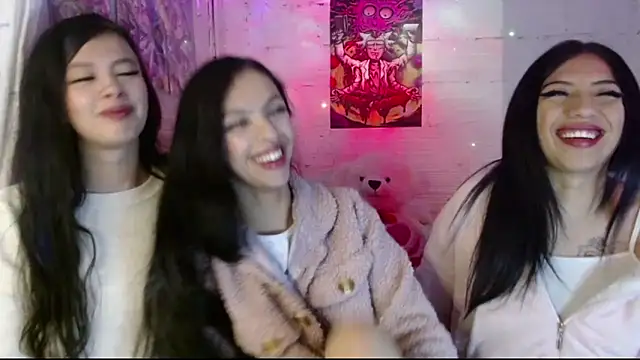 Snapshot of Pamelaa_reyess_2 chatting on March 5, 4:08 am Pamelaa reyess 2 online show from March 5, 4:08 am