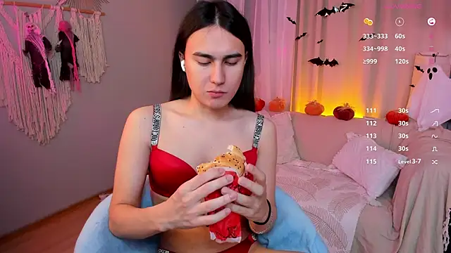 HeyAlena online show from October 23, 7:18 am