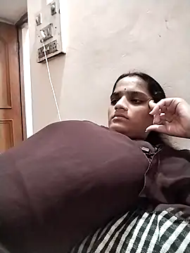 Sofia kuuu online show from September 24, 5:55 am