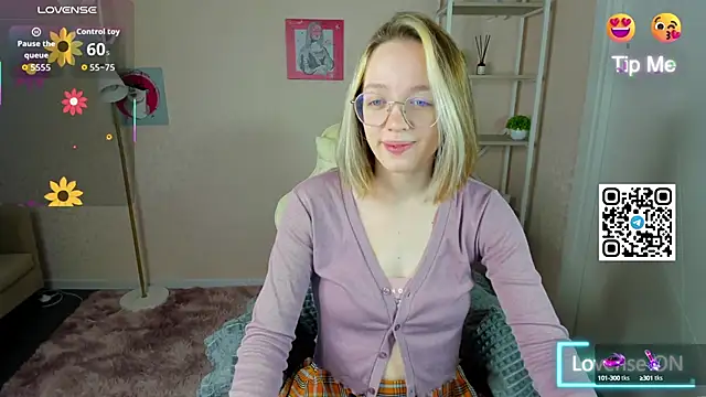 R0cket bunny online show from October 5, 1:04 am