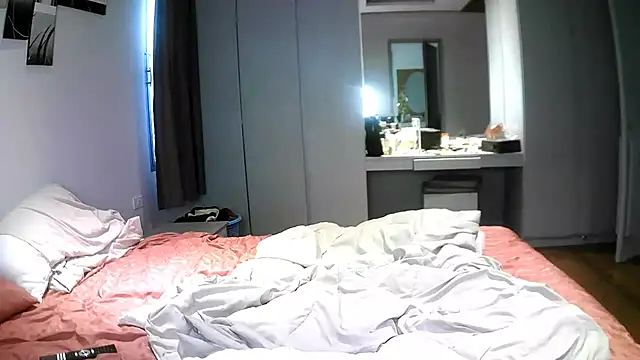 Snapshot of TiaDoll chatting on October 23, 7:51 am TiaDoll online show from October 23, 7:51 am