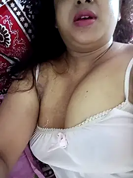 Snapshot of sweet_jenni chatting on April 4, 4:11 am sweet jenni online show from April 4, 4:11 am