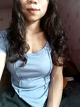 chau1 online show from May 12, 3:42 pm