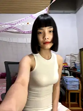 Snapshot of andymi1 chatting on October 18, 2:29 pm andymi1 online show from October 18, 2:29 pm