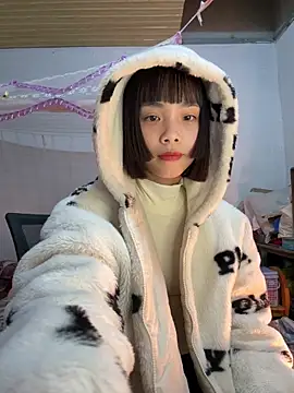 andymi1 online show from February 11, 1:27 pm