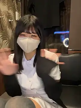 Snapshot of 0p-saki-p0 chatting on October 5, 5:17 am 0p-saki-p0 online show from October 5, 5:17 am