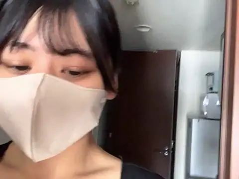Snapshot of 0p-saki-p0 chatting on March 21, 1:43 am 0p-saki-p0 online show from March 21, 1:43 am
