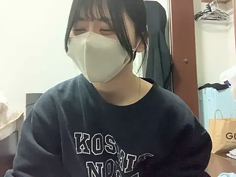 Snapshot of 0p-saki-p0 chatting on March 23, 1:26 pm 0p-saki-p0 online show from March 23, 1:26 pm