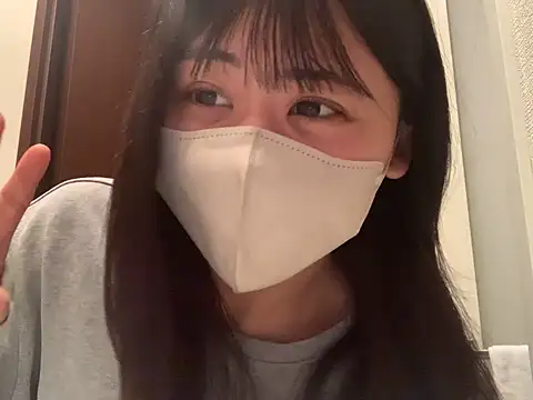 Snapshot of 0p-saki-p0 chatting on April 19, 12:22 am 0p-saki-p0 online show from April 19, 12:22 am