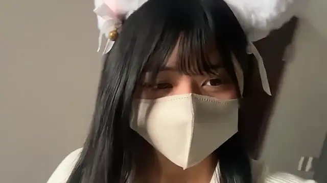 Snapshot of 0p-saki-p0 chatting on April 22, 12:13 am 0p-saki-p0 online show from April 22, 12:13 am