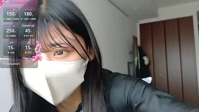 Snapshot of 0p-saki-p0 chatting on April 28, 12:20 am 0p-saki-p0 online show from April 28, 12:20 am
