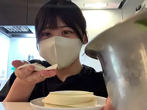 Snapshot of 0p-saki-p0 chatting on May 16, 9:39 am 0p-saki-p0 online show from May 16, 9:39 am