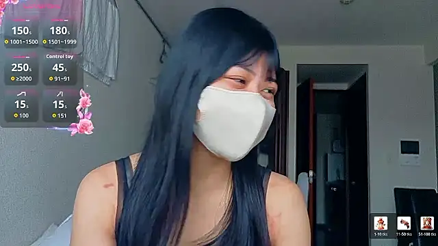 Snapshot of 0p-saki-p0 chatting on May 20, 2:07 am 0p-saki-p0 online show from May 20, 2:07 am