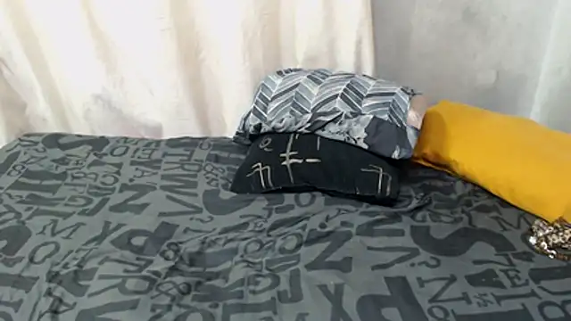 curvydarckcohocolate online show from April 26, 4:43 am