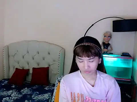 ShantalFoxxy  online show from March 26, 1:44 am