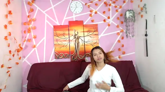 lau and boys18 online show from October 2, 1:51 pm