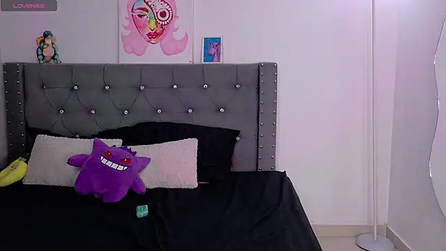 sara queen10 online show from October 29, 2:47 am