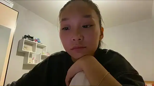Snapshot of OraCowee chatting on September 22, 3:14 pm OraCowee online show from September 22, 3:14 pm