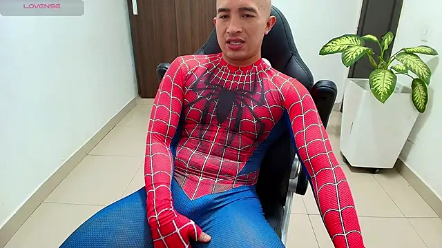 Snapshot of sebastian_oconnor77 chatting on November 1, 1:07 am sebastian oconnor77 online show from November 1, 1:07 am