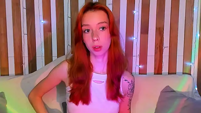 Lori Williams online show from September 25, 1:09 am