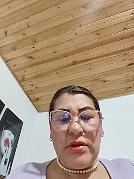 AlexxiaaMat online show from April 28, 11:04 am