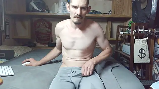 mike42088 online show from May 13, 3:15 am