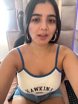 salomecute21 online show from October 9, 1:09 pm