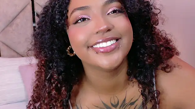 Cristal-Jonnes online show from March 17, 3:55 am