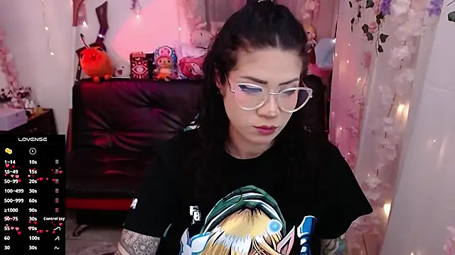 Snapshot of jadedelux_ chatting on September 19, 8:20 pm jadedelux online show from September 19, 8:20 pm