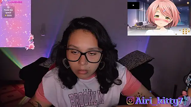 lila kitty81 online show from February 10, 9:30 pm