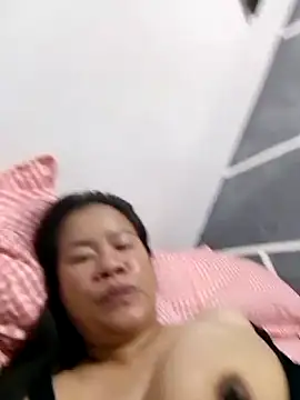 AsianbouncieGIRL online show from May 21, 11:56 pm