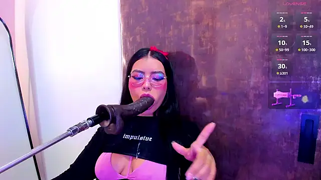 pocahontas lantina online show from March 15, 3:45 am