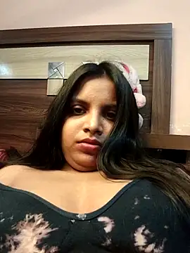 Maahhii 2 online show from May 15, 9:05 am