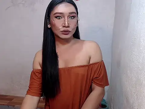Snapshot of Iringitom16 chatting on March 18, 4:10 pm Iringitom16 online show from March 18, 4:10 pm