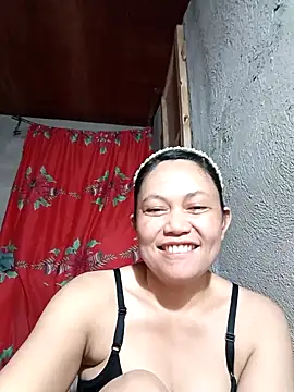 Everleigh mom online show from September 28, 7:58 am