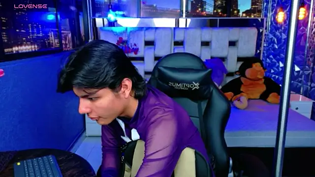 alandelrey57 online show from March 17, 8:45 pm