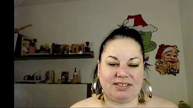 andreea2011 online show from March 20, 7:57 am