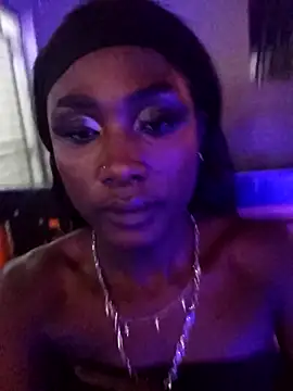 Lsnickykhanyile online show from December 5, 1:03 am