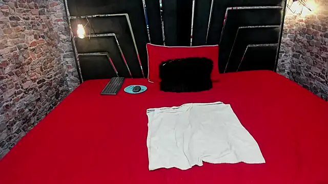 ALYANNA HOT  online show from September 26, 11:47 am