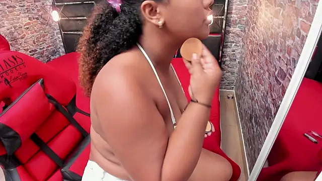 ALYANNA HOT  online show from October 10, 11:31 am