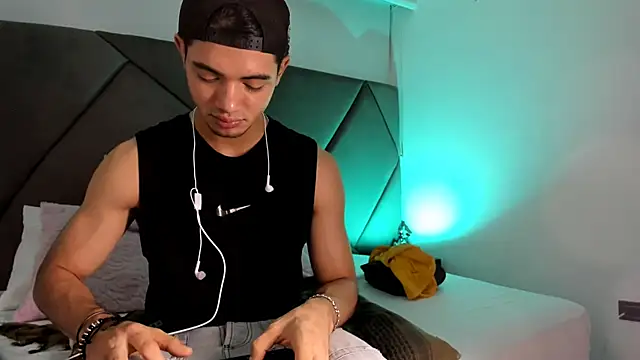 andrew colleman online show from October 1, 5:24 am