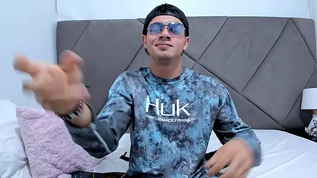 andrew colleman online show from October 5, 5:50 am