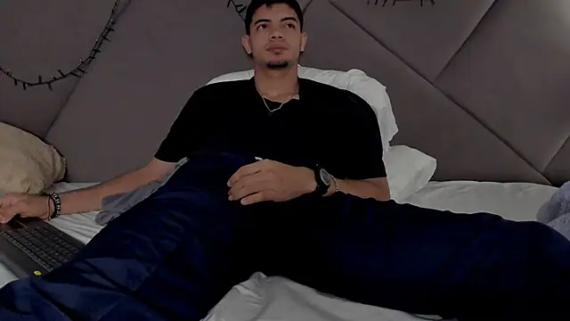 andrew colleman online show from November 25, 7:41 am