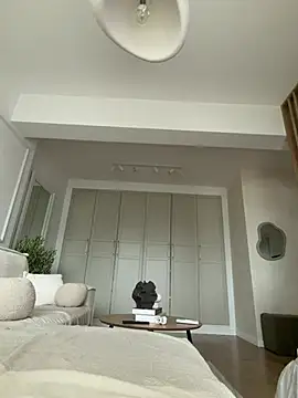 Ashley-Evans online show from July 22, 8:28 am