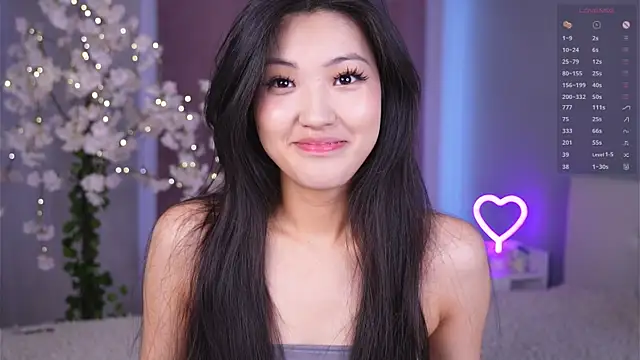 FancyEsten online show from May 16, 8:33 am